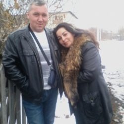 Милая пара ищет девушку для постоянных отношений в Москве