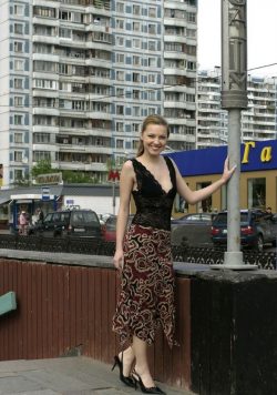 Молодая и сексуальная девушка москвичка познакомится для интим встреч с мужчиной.