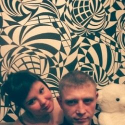 Два парня пригласят девушку на секс МЖМ в Москве